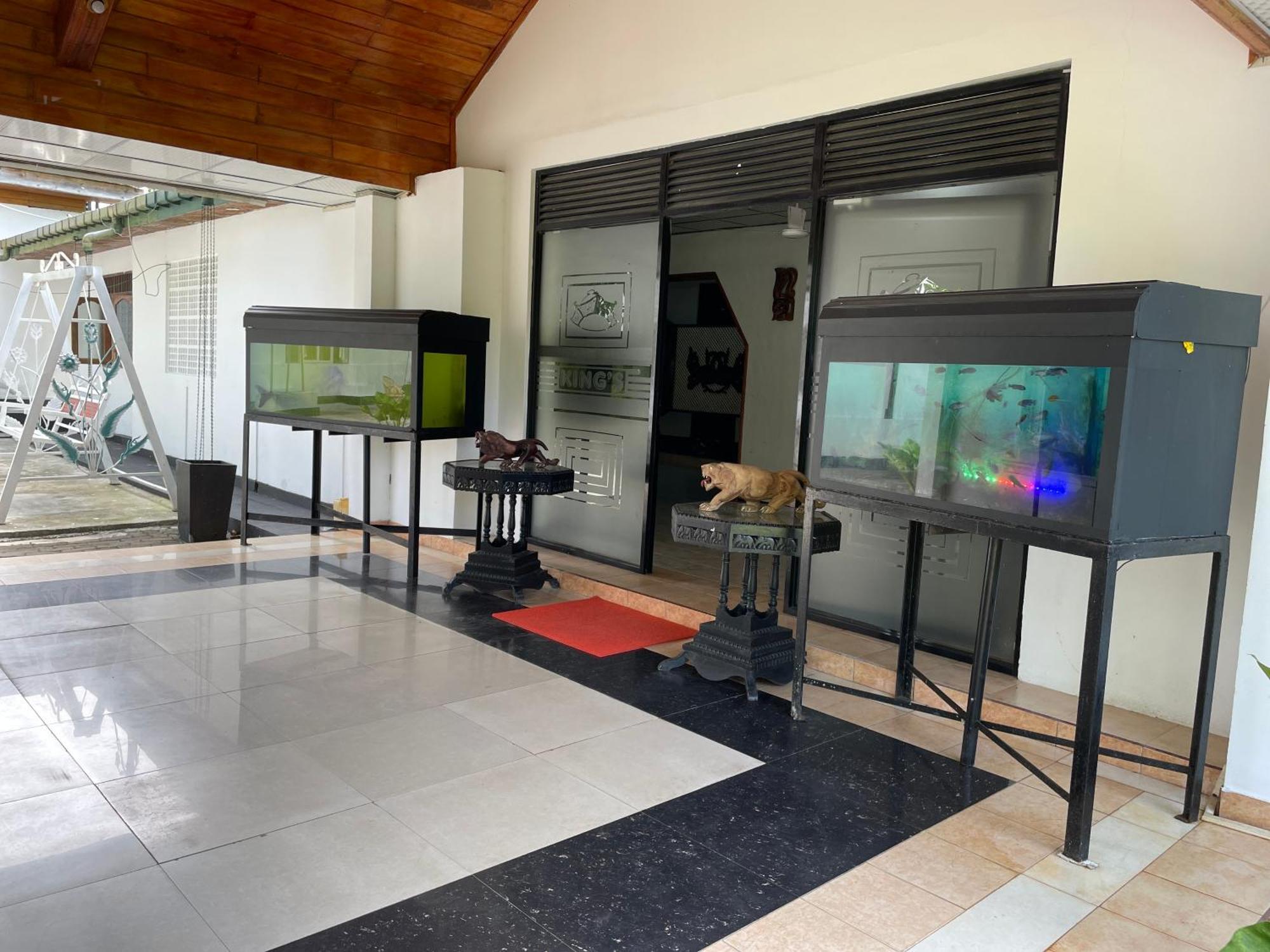 King'S Island Resort Negombo Buitenkant foto