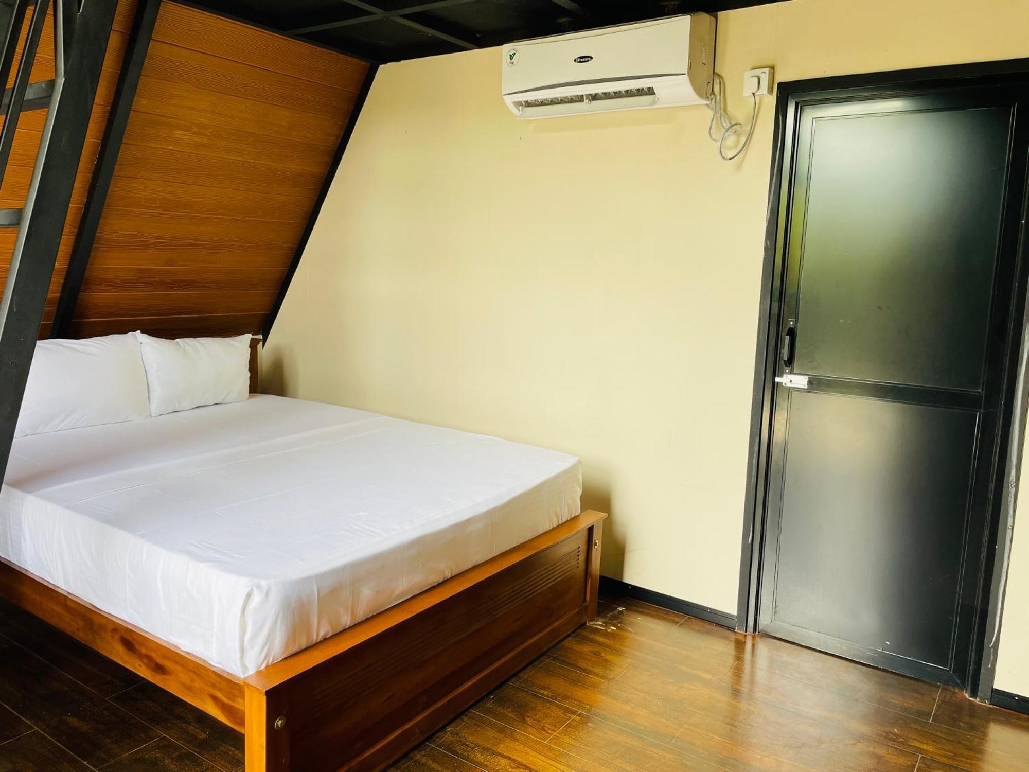 King'S Island Resort Negombo Buitenkant foto