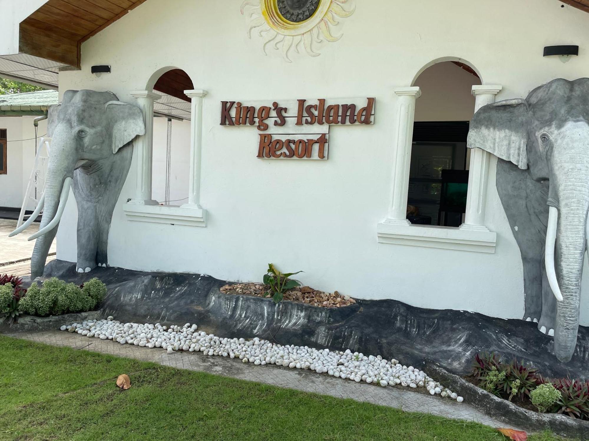 King'S Island Resort Negombo Buitenkant foto
