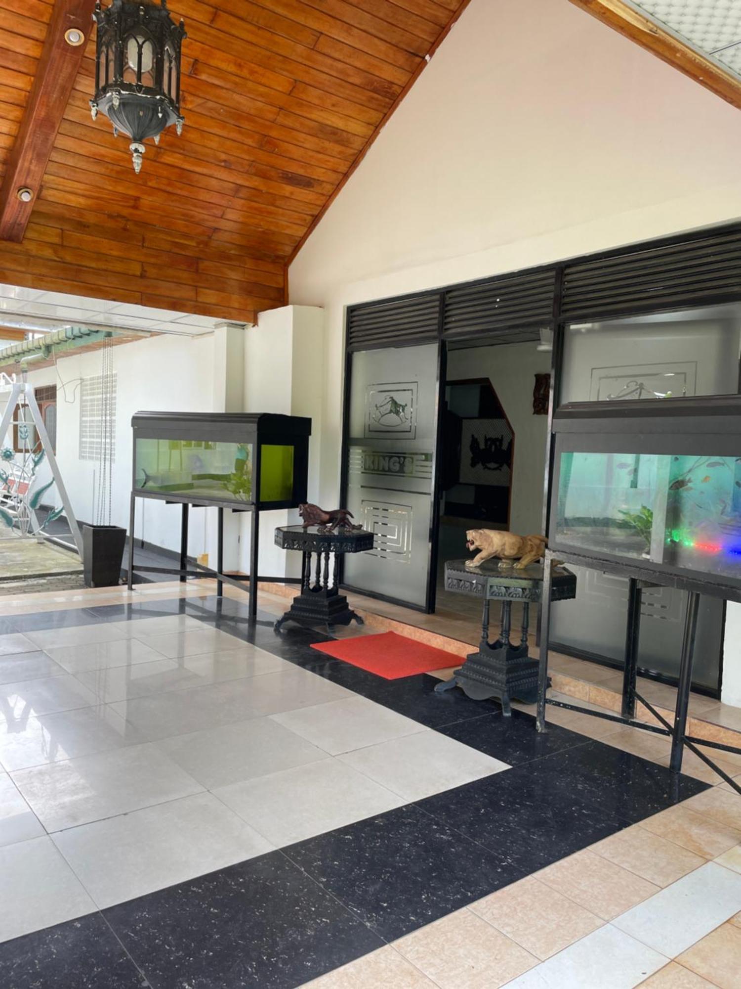 King'S Island Resort Negombo Buitenkant foto